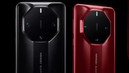 Huawei Mate 60 RS Ultimate Black and Red